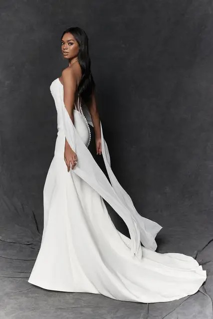 Model wearing Justin Alexander Signature wedding dress