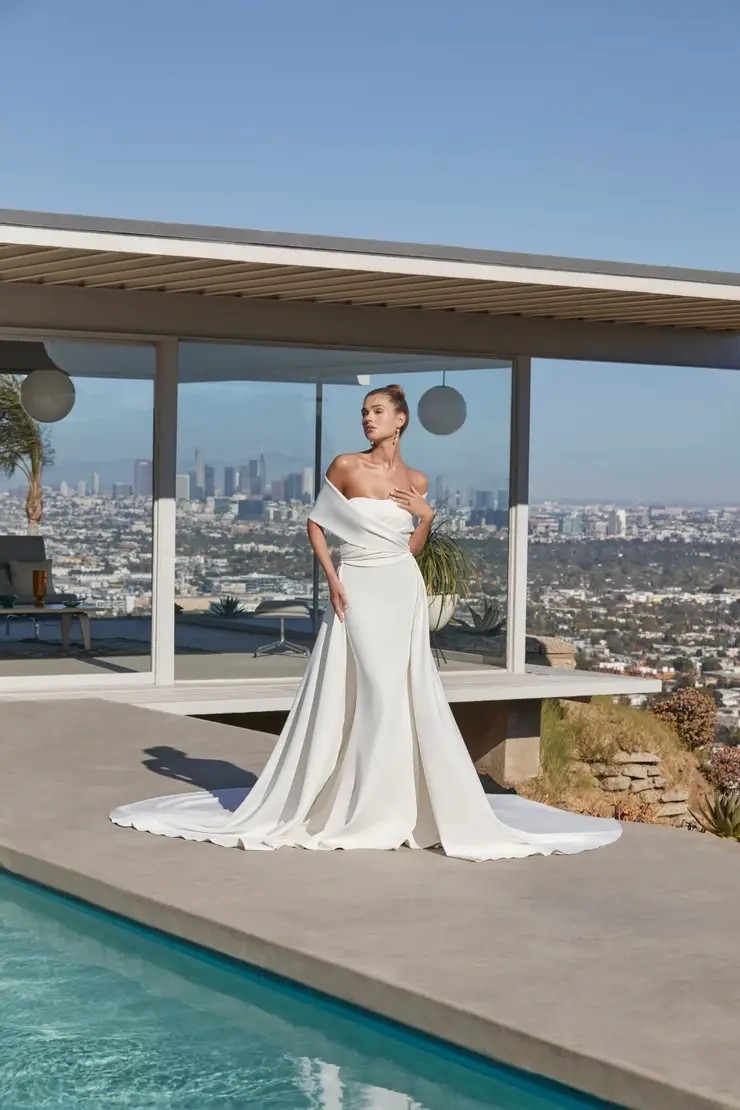 Model wearing Le Blanc wedding dress