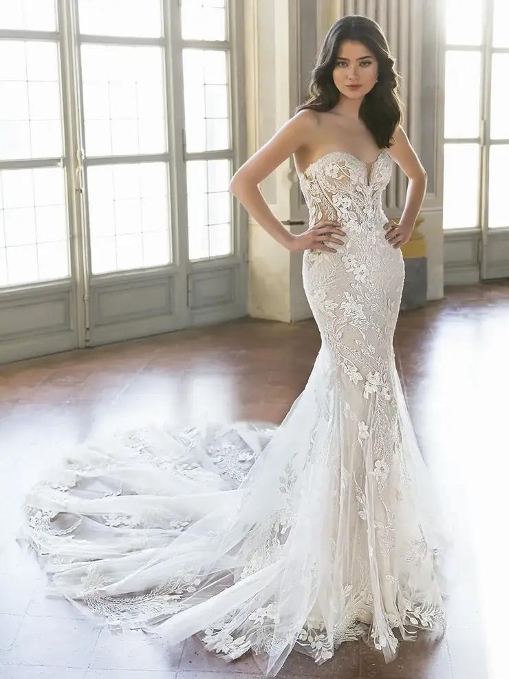 Model wearing Enzoani wedding dress